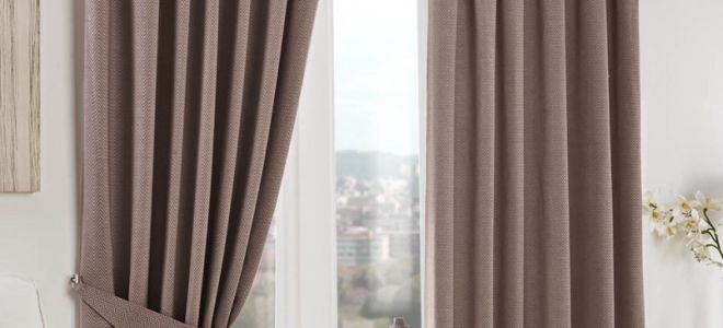 9 советов по чистке штор из разных материалов