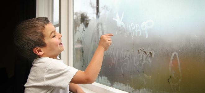 Что делать если окна в квартире часто запотевают
