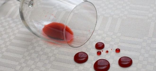 5 способов вывести даже самые сложные пятна со скатерти