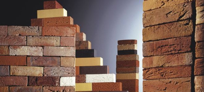 Керамоблоки, брусчатка и облицовочный кирпич в Пскове: выбор материалов для красивого и долговечного дома